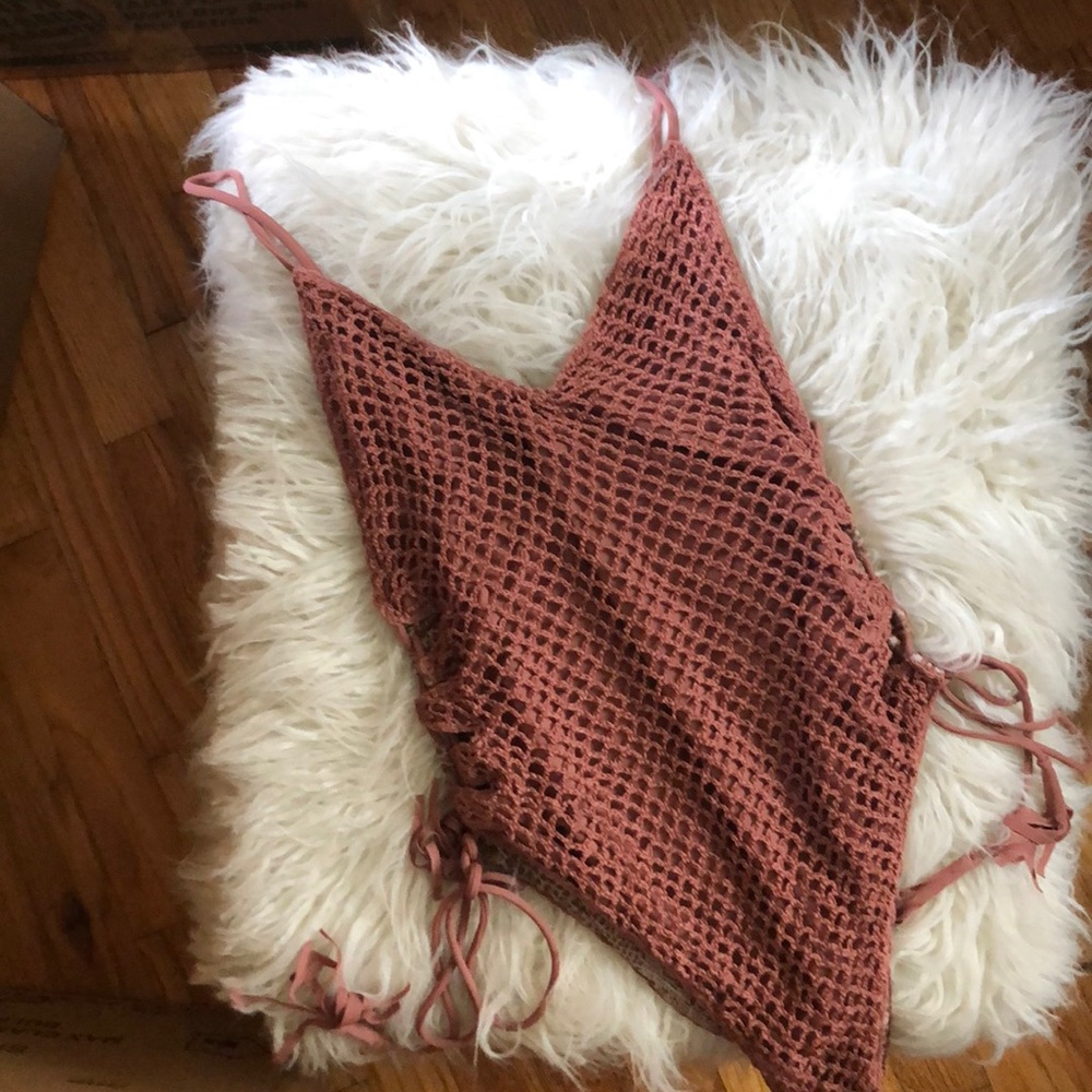 Acacia One Piece- size Large